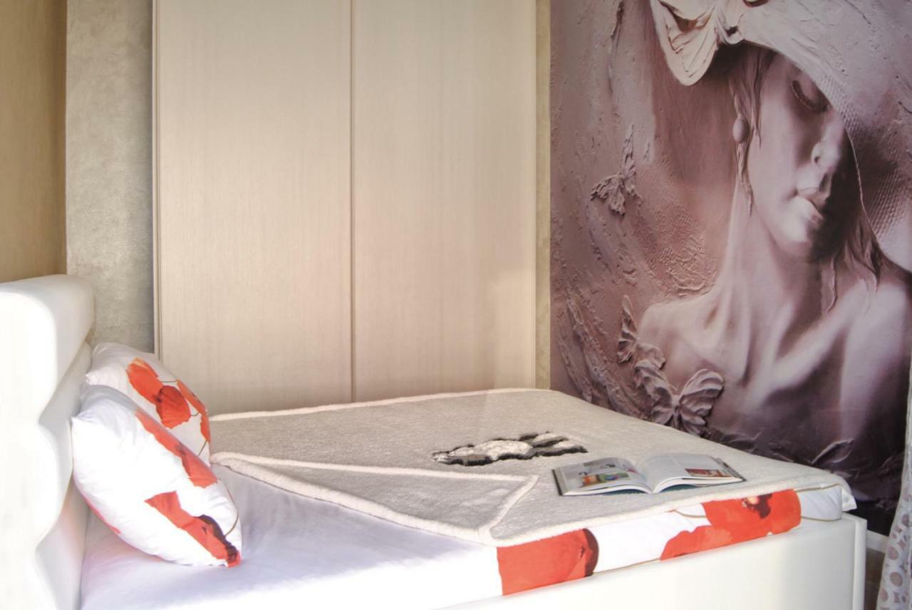Il Cortile Bed & Breakfast Бра Екстериор снимка