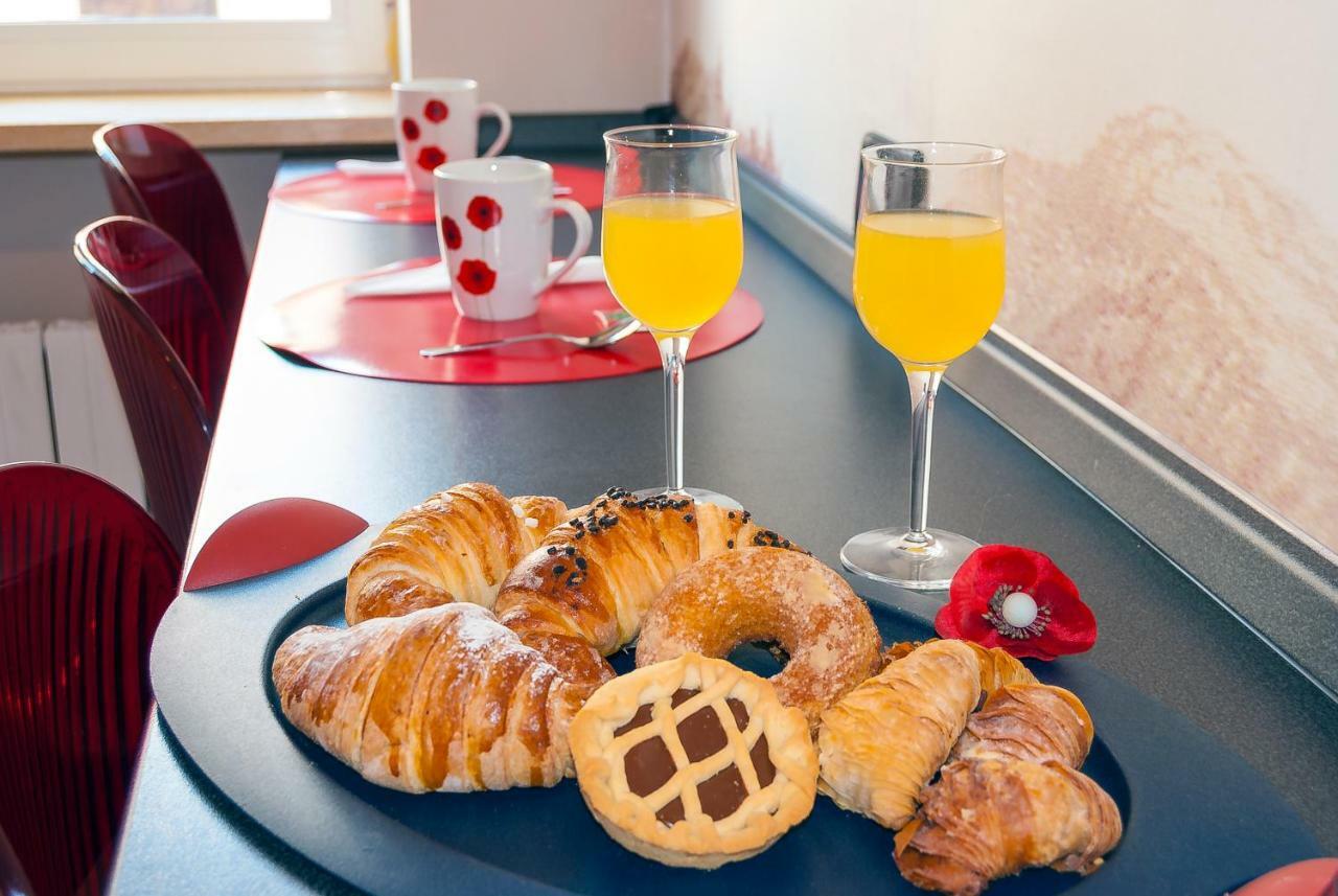 Il Cortile Bed & Breakfast Бра Екстериор снимка